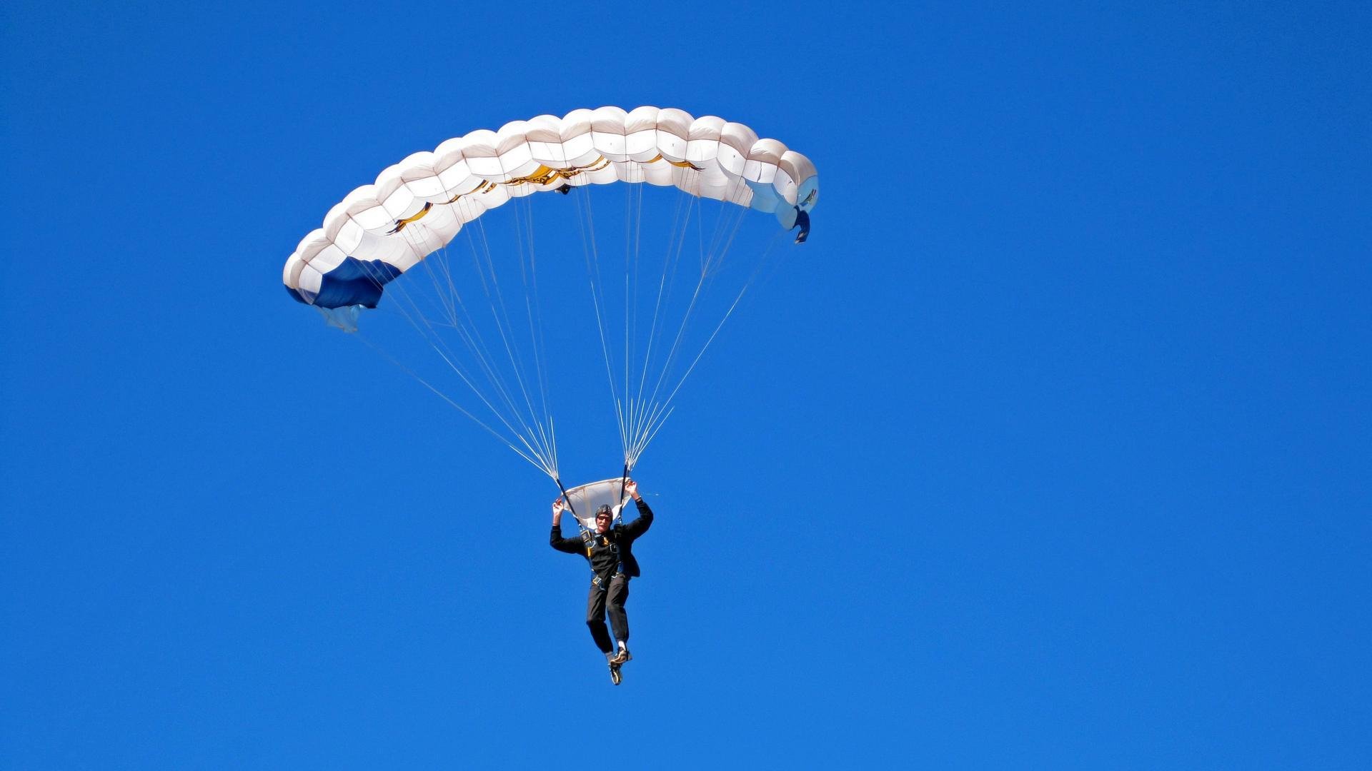 传奇车手：回顾迈克尔的辉煌职业生涯，迈克尔顶配